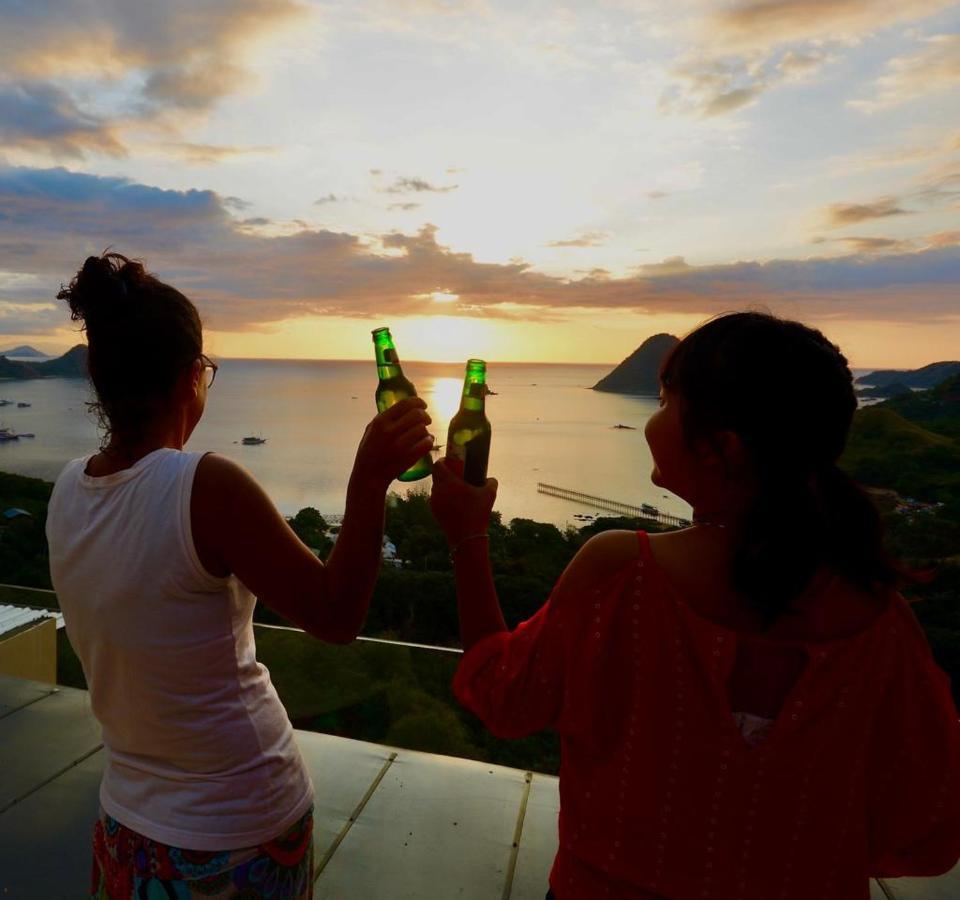 Sunset Hill Hotel Labuan Bajo Exterior foto
