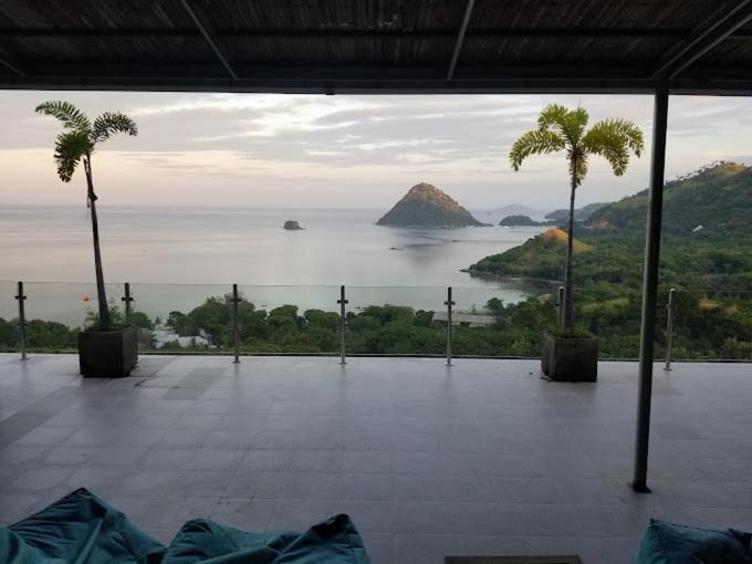 Sunset Hill Hotel Labuan Bajo Exterior foto